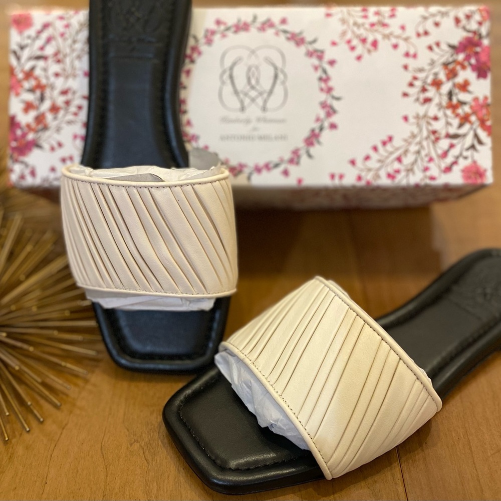 ANTONIO MELANI x KIMBERLY WHITMAN Magnolia Pleated Leather Flats